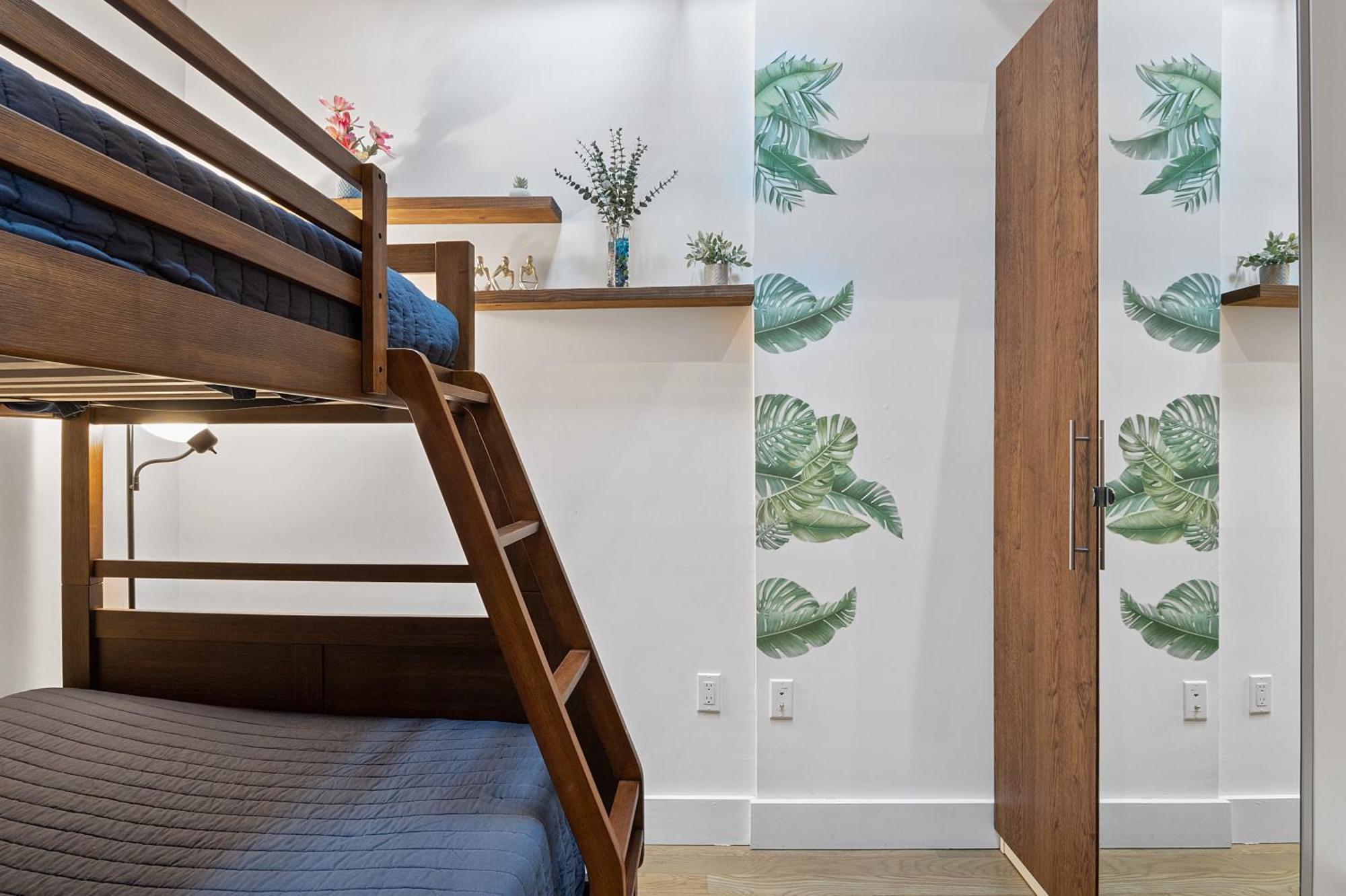 Chic Penthouse 15 Minutes From Nyc - Bus Stop At Doorstep Hoboken Exterior photo