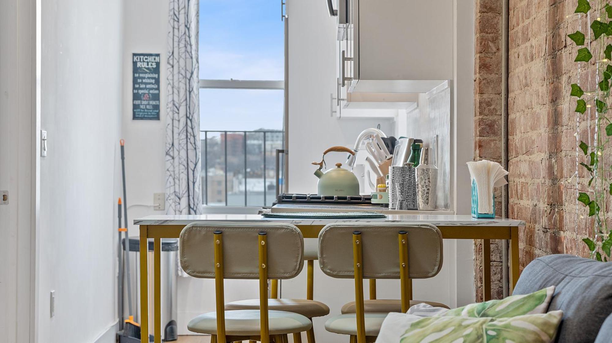 Chic Penthouse 15 Minutes From Nyc - Bus Stop At Doorstep Hoboken Exterior photo
